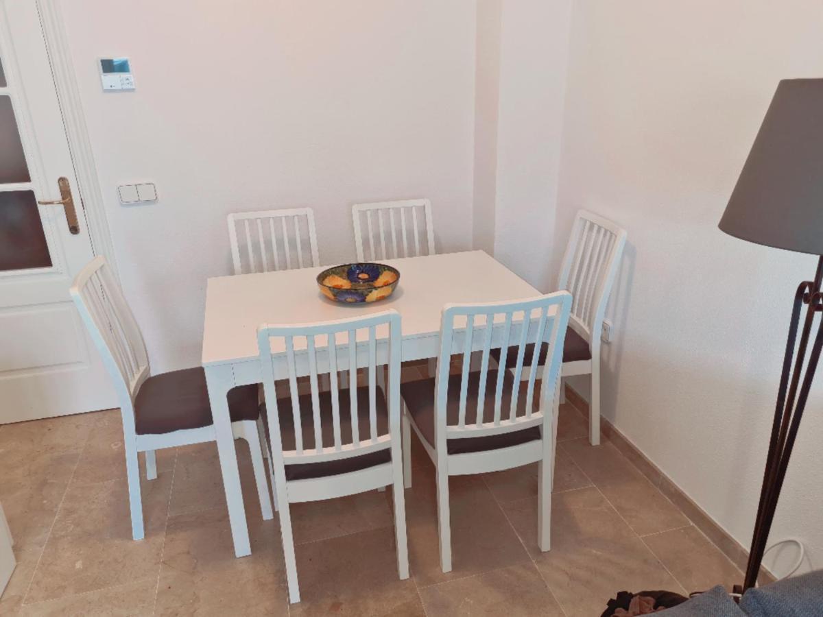 Lovely 2-Bed Apartment In Marina De La Duquesa Castillo de Sabinillas Bagian luar foto